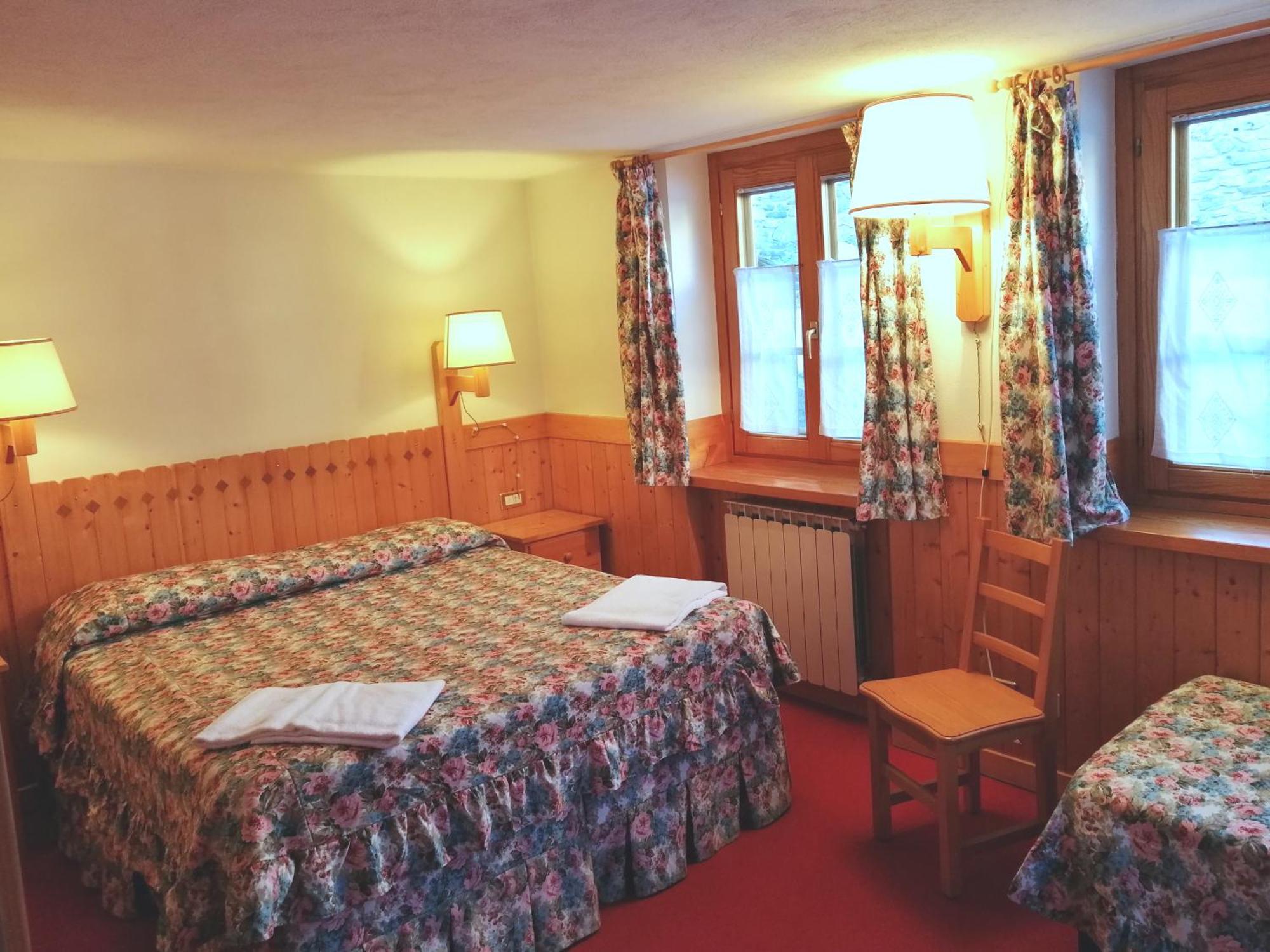 קונייה Hotel Locanda Grauson מראה חיצוני תמונה